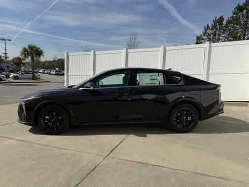 2025 Kia K4 GT-Line Turbo