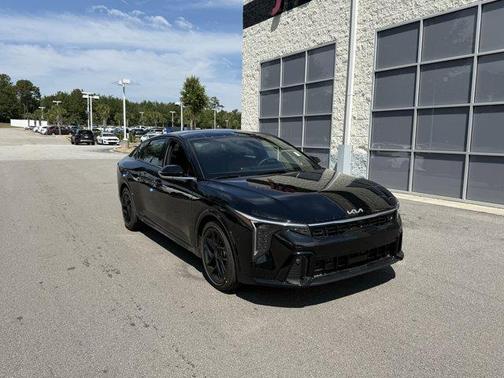 2025 Kia K4 GT-Line Turbo