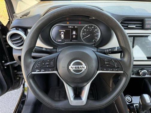 2021 Nissan Versa 1.6 SV