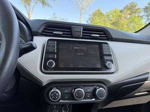 2021 Nissan Versa 1.6 SV