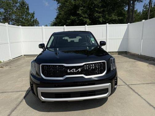 2025 Kia Telluride LX