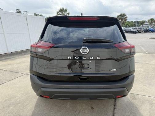 2021 Nissan Rogue S