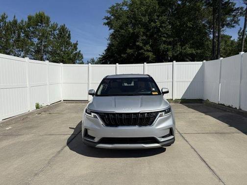 2022 Kia Carnival LXS