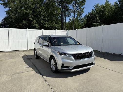 2022 Kia Carnival LXS