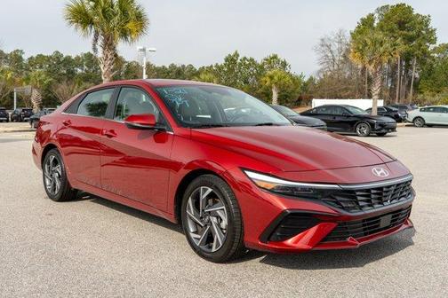 2025 Hyundai ELANTRA Limited