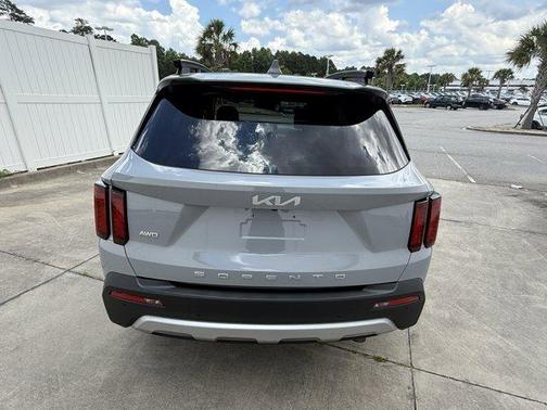 2022 Kia Sorento X-Line EX