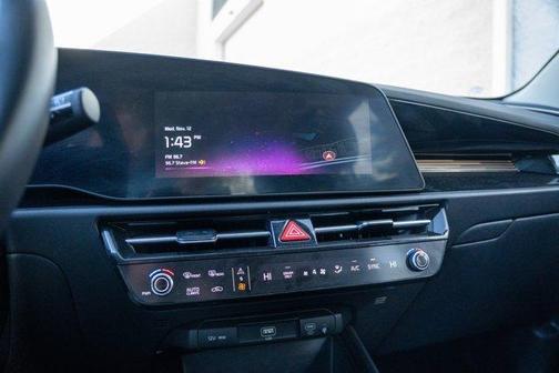 2024 Kia Niro EX Touring