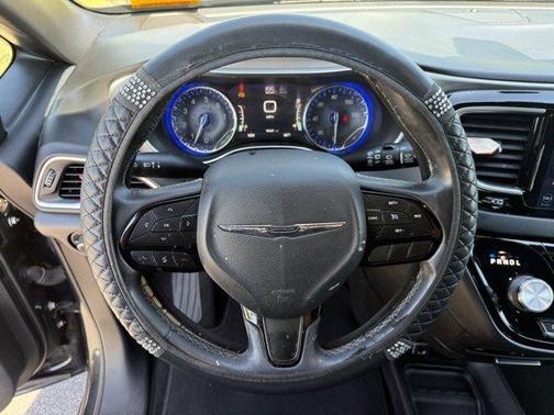 2018 Chrysler Pacifica Touring-L Plus