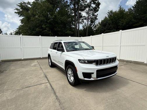 2023 Jeep Grand Cherokee L Laredo
