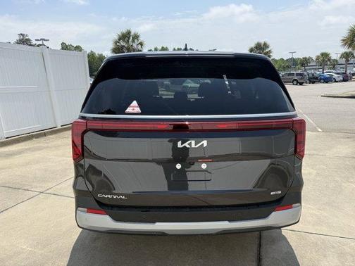 2025 Kia Carnival Hybrid LXS