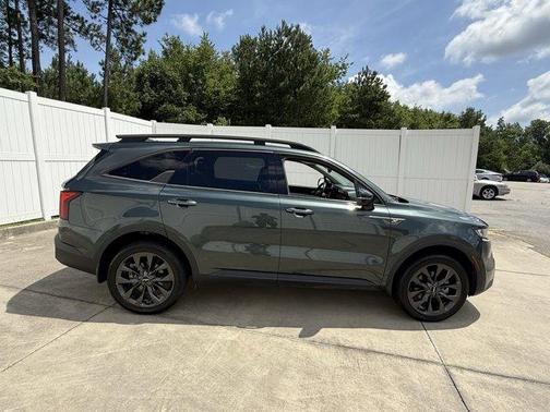 2022 Kia Sorento X-Line EX