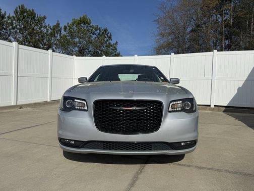 2023 Chrysler 300 S