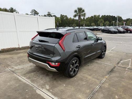 2023 Kia Niro EX Touring