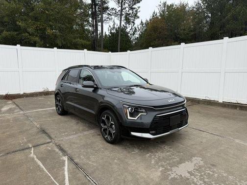 2023 Kia Niro EX Touring