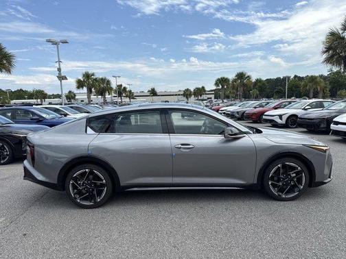 2025 Kia K4 GT-Line