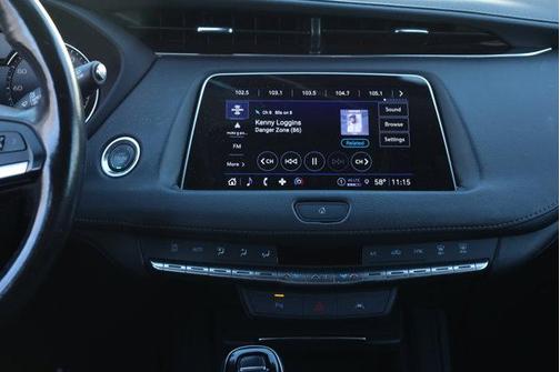 2023 Cadillac XT4 Premium Luxury