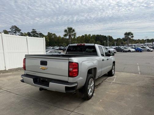 2018 Chevrolet Silverado 1500 Custom