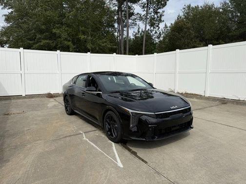 2025 Kia K4 GT-Line Turbo