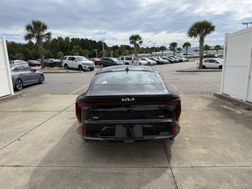 2025 Kia K4 GT-Line Turbo