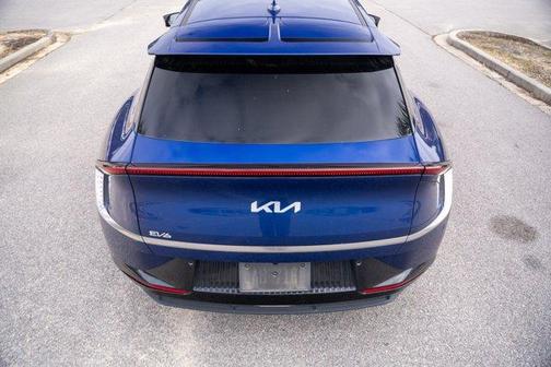 2024 Kia EV6 Wind
