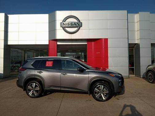 2025 Nissan Rogue SL