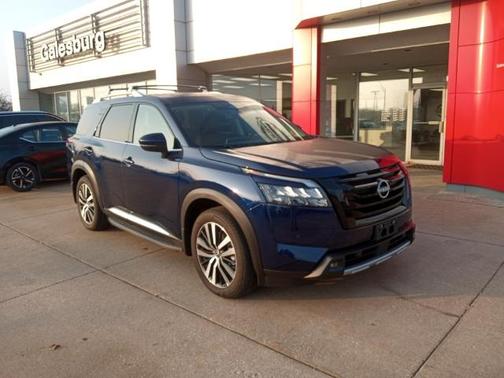 2025 Nissan Pathfinder Platinum