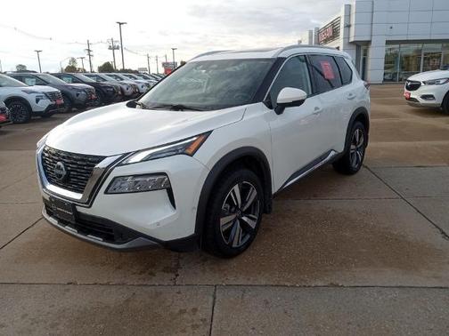 2023 Nissan Rogue SL