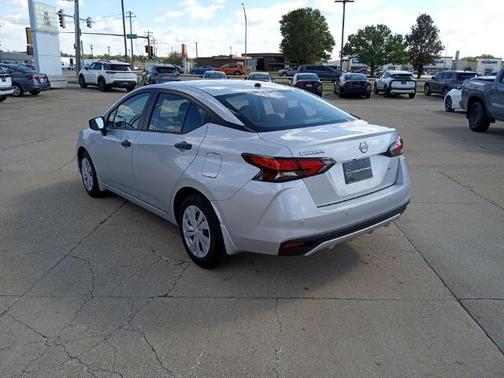 2025 Nissan Versa 1.6 S