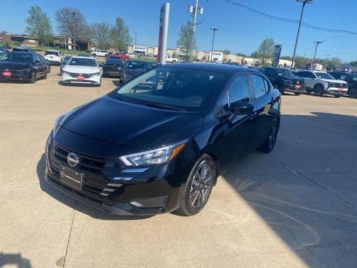 Black 2025 Nissan Versa 1.6 SV