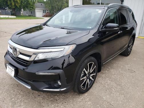 2020 Honda Pilot Touring 8-Passenger