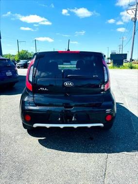 2017 Kia Soul +
