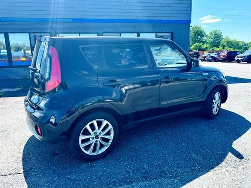 2017 Kia Soul +
