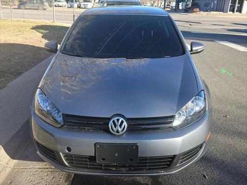 2011 Volkswagen Golf 2.5L 2-Door