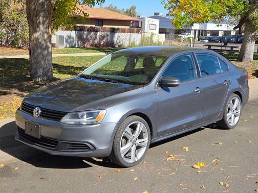 2014 Volkswagen Jetta Auto SE