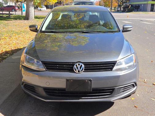 2014 Volkswagen Jetta Auto SE