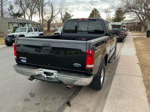 2000 Ford F-150 Long Bed 4D