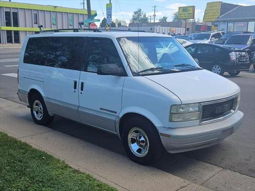 2000 GMC Safari SL