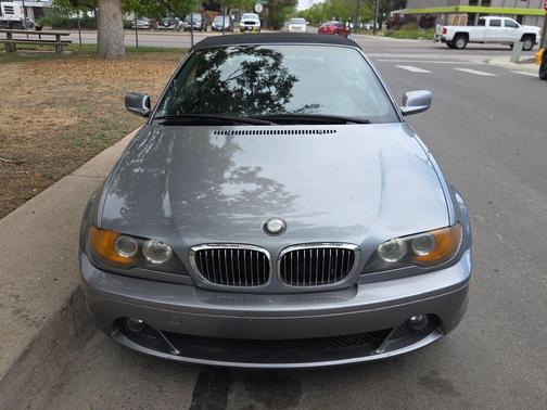 Gray 2004 BMW 325 Ci