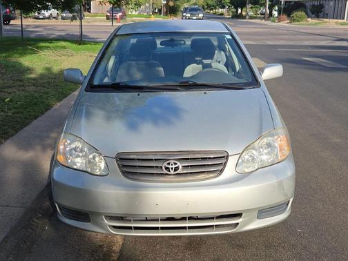 2003 Toyota Corolla LE