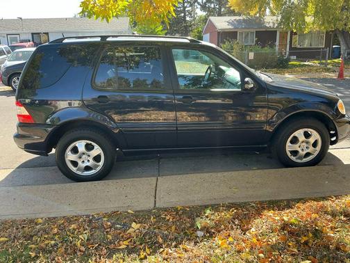 2003 Mercedes-Benz M-Class ML 320 Sport Utility 4D