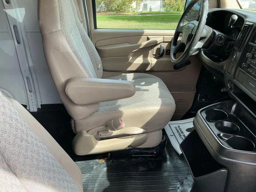 2006 Chevrolet Express 1500 Base
