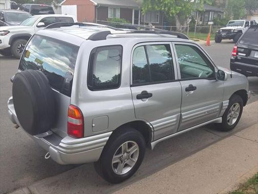 2002 Chevrolet Tracker Hard Top LT