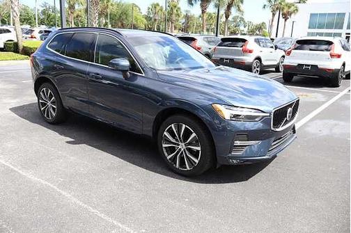 Denim Blue 2022 Volvo XC60 B5 FWD Momentum