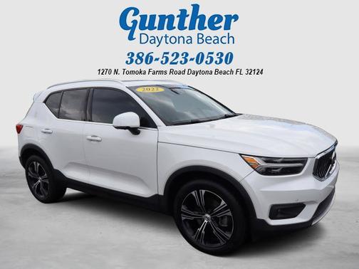 2022 Volvo XC40 T5 AWD Inscription