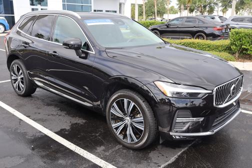 2022 Volvo XC60 B5 FWD Inscription