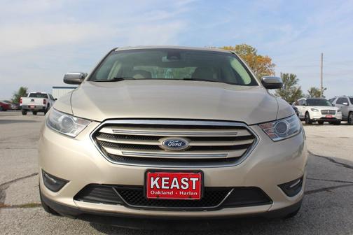 2018 Ford Taurus Limited