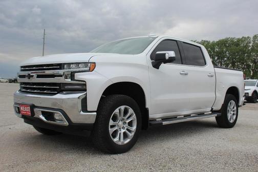 Iridescent Pearl Tricoat 2019 Chevrolet Silverado 1500 LTZ