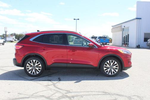 2020 Ford Escape Titanium
