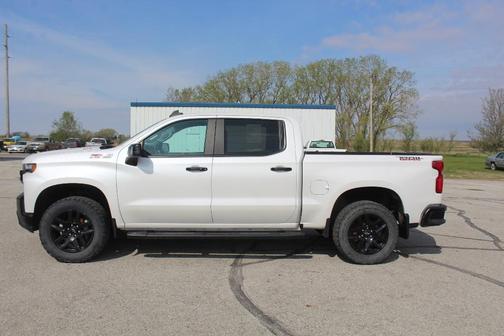 Iridescent Pearl Tricoat 2021 Chevrolet Silverado 1500 LT Trail Boss