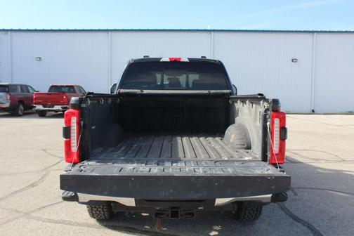 Agate Black 2024 Ford F-250 Lariat